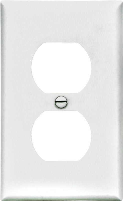Eaton Wiring Devices BP5132W Wallplate, 4-1/2 in L, 2-3/4 in W, 1 -Gang, Nylon, White, High-Gloss, Flush Mounting