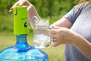 2159 WTR PUMP USB RECHRG PLSTC