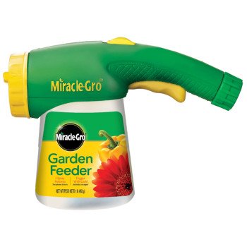 Miracle-Gro 1004102 Garden Feeder, 1 lb Cup