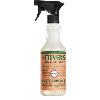 Mrs. Meyer's Clean Day 13441 Cleaner, 16 oz Spray Bottle, Liquid, Geranium