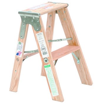 131102 STEPLADDER WOOD 2FT    